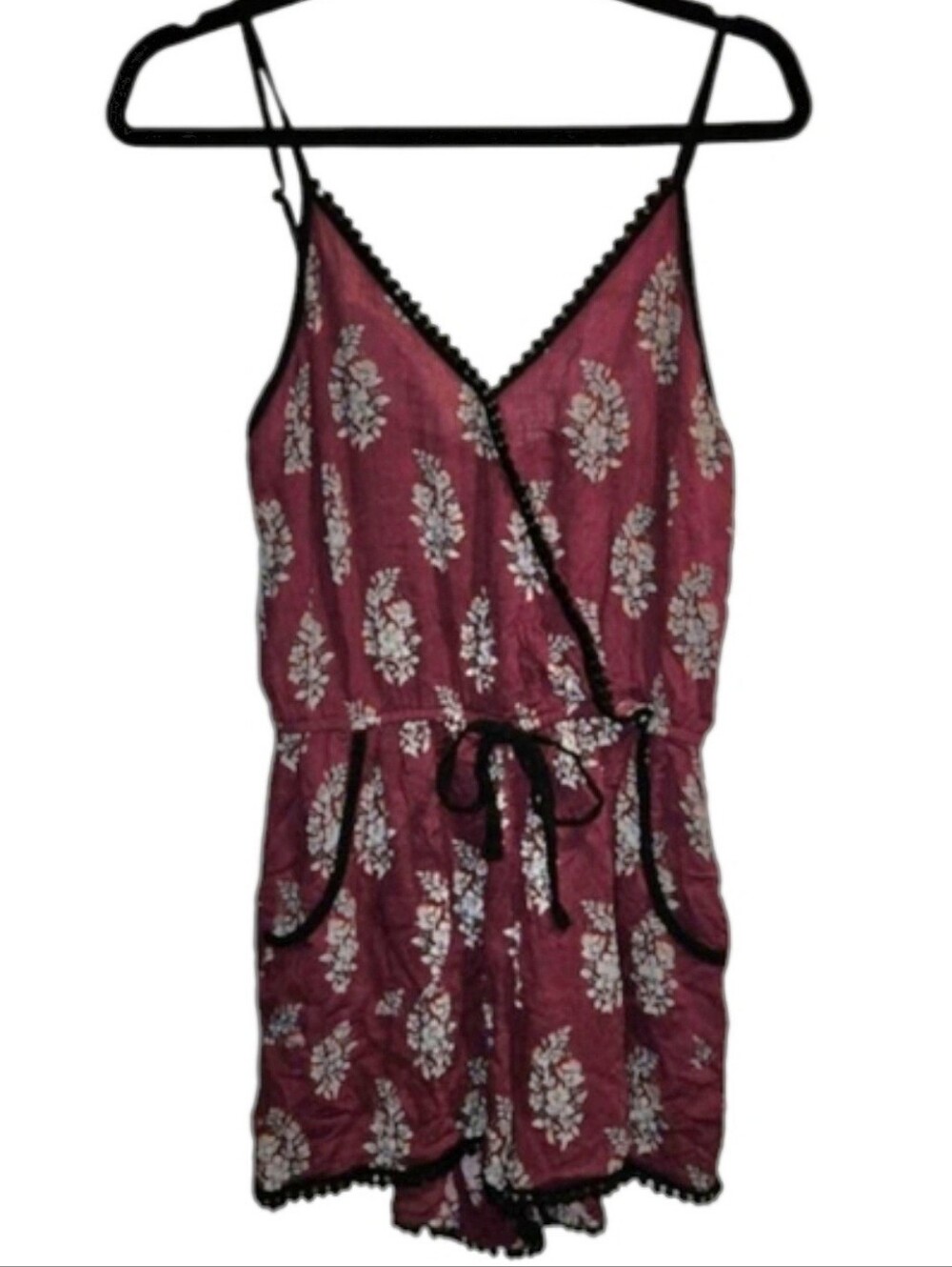 BOG Romper Women's Size Medium Band of Gypsies Shorts Maroon Floral Black